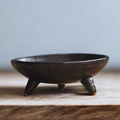 Rough Pottery Tripod Tray