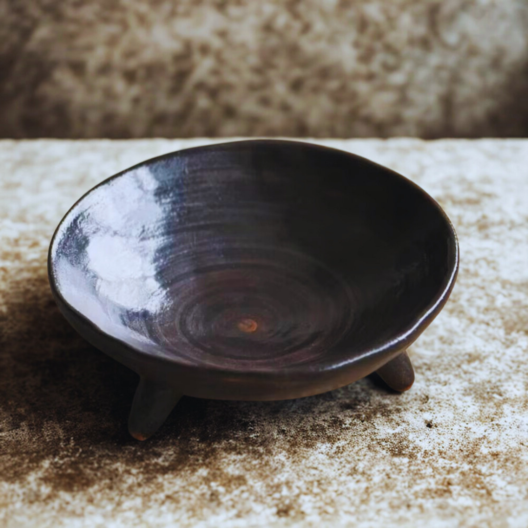 Rough Pottery Tripod Tray