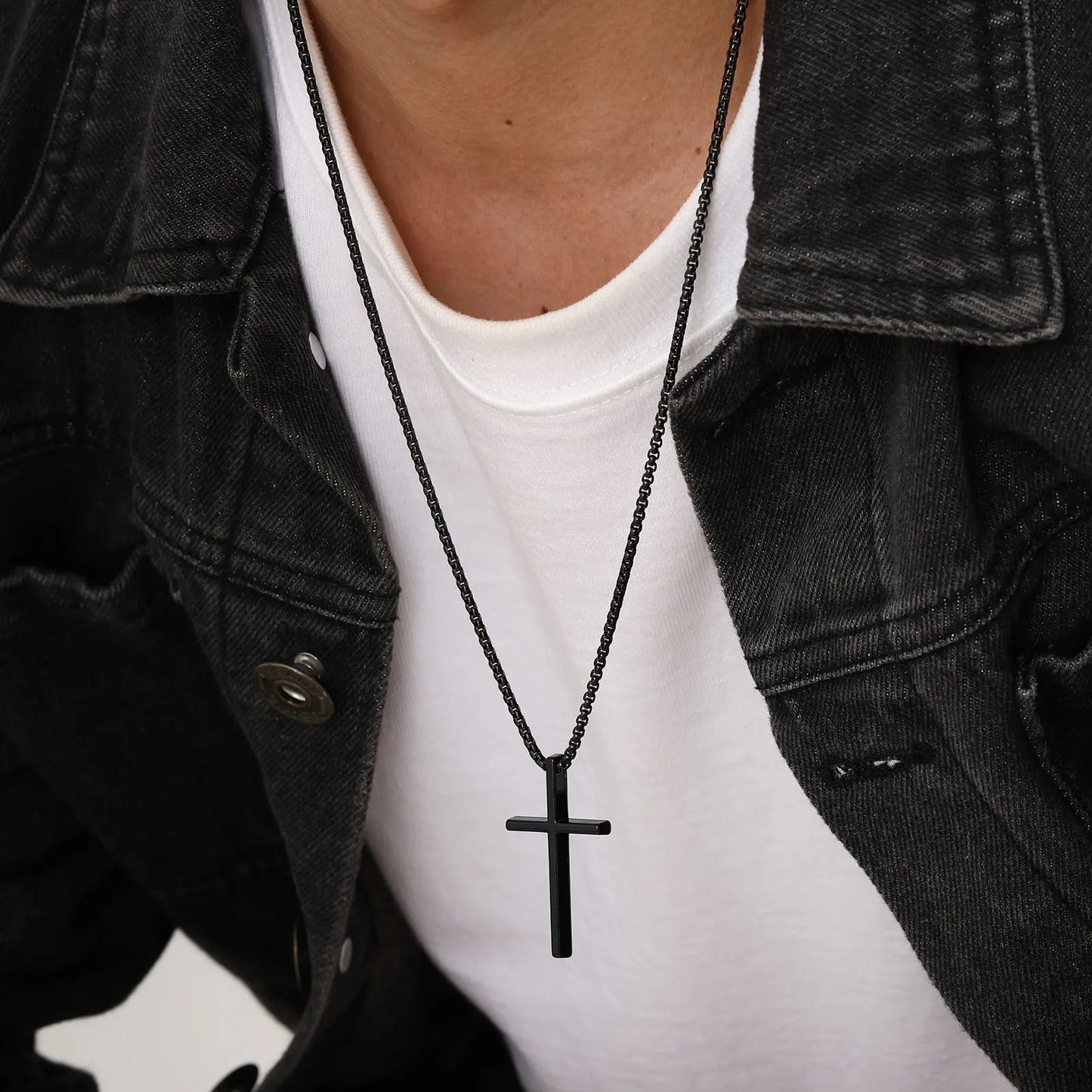 Unisex Cross Pendant Necklace